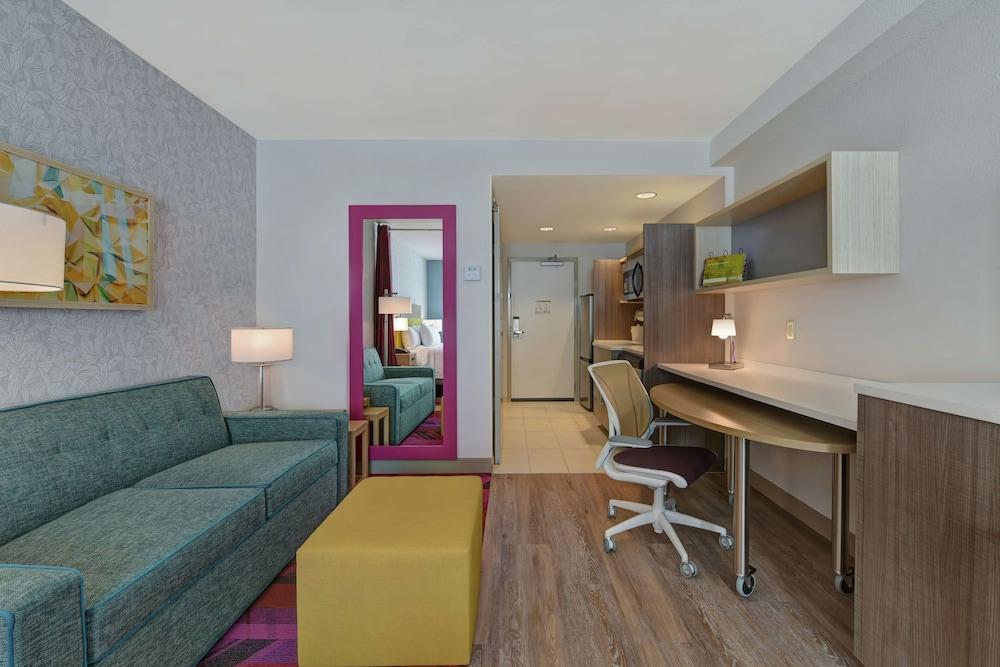 Home2 Suites By Hilton West Palm Beach Airport Cloud Lake Buitenkant foto