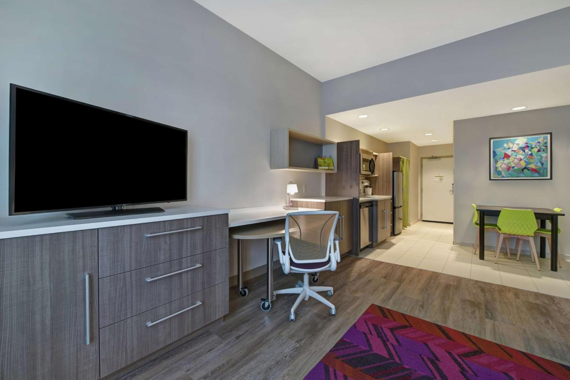 Home2 Suites By Hilton West Palm Beach Airport Cloud Lake Buitenkant foto
